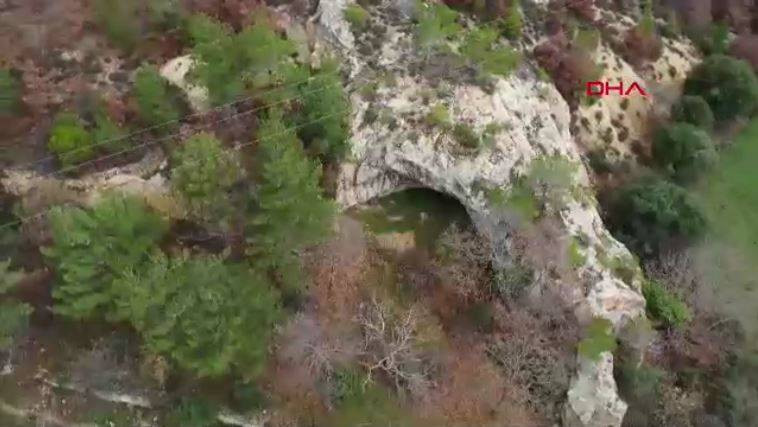 1600 yıllık mağara kilisede defineci terörü: 'Buraları acımasızca tahrip ettiler' - Resim: 13